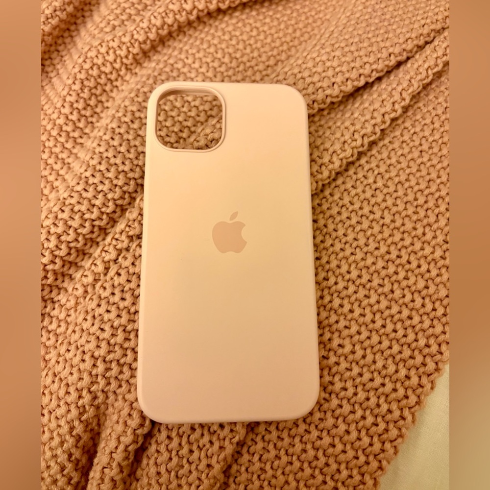 Apple iPhone 13 Case - Chalk Pink